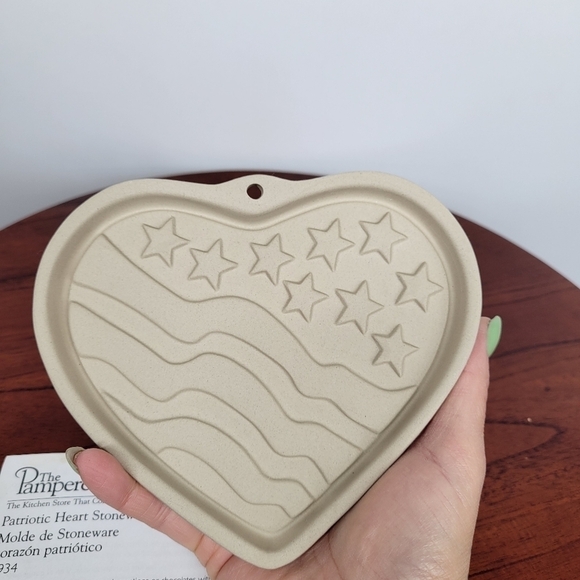 Pampered Chef Patriotic‎ Heart Flag Stoneware Cookie Mold #2934 NIB American - Picture 10 of 15